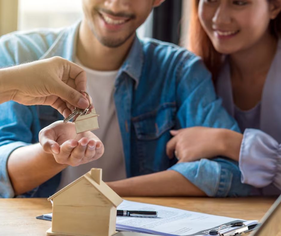How a Mortgage Broker Can Simplify the Home Loan Process and Save You Time