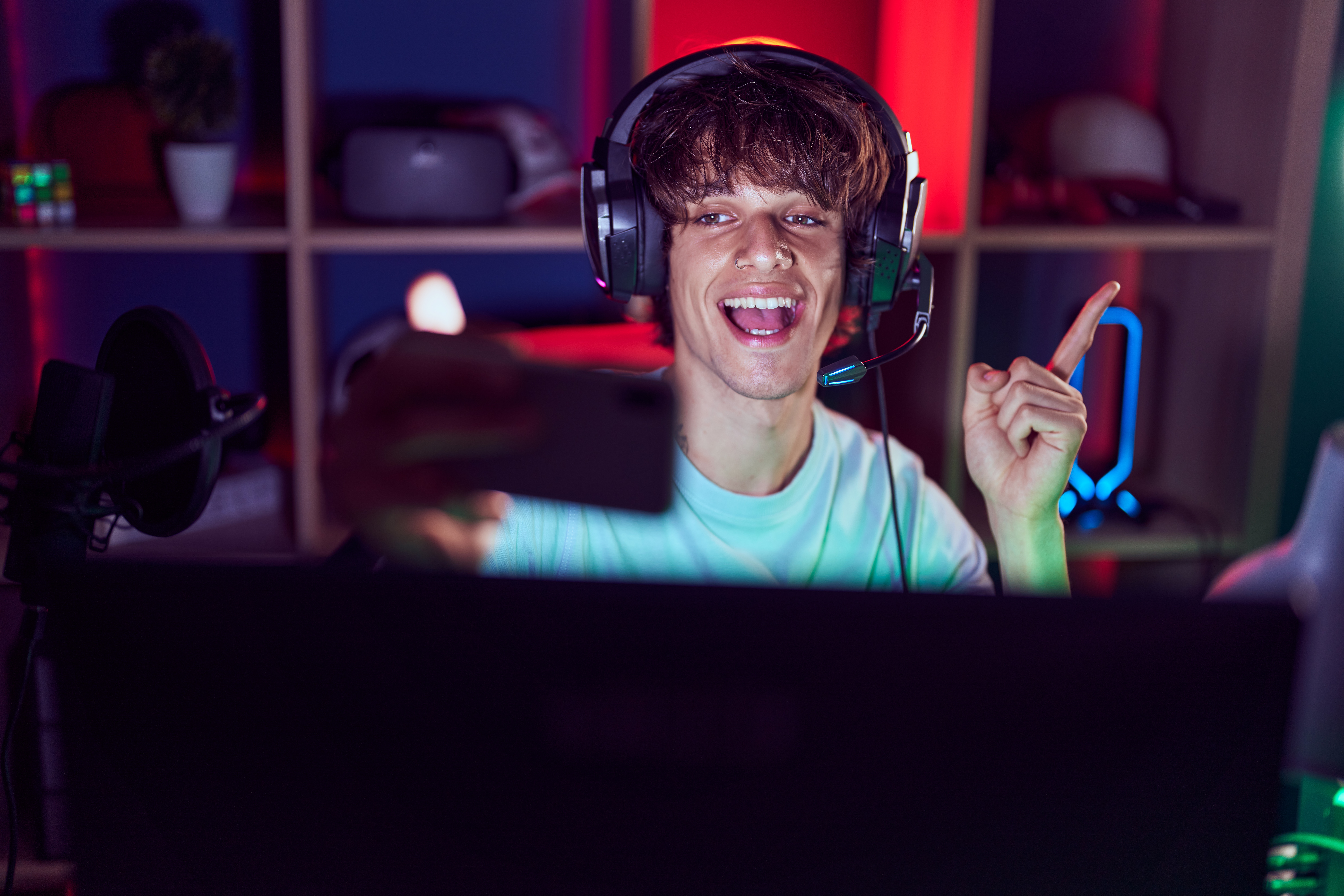 Best Twitch Promotion: How to Grow Your Channel the Right Way