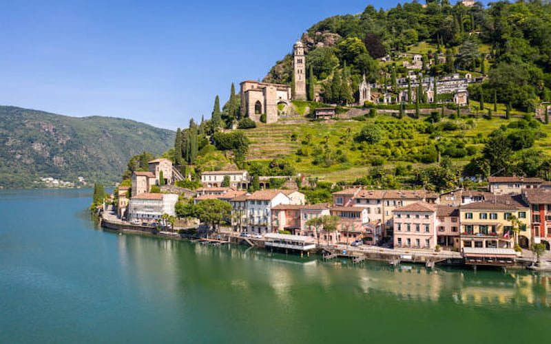 9 Must-See Lakes in Switzerland for Scenic Views
