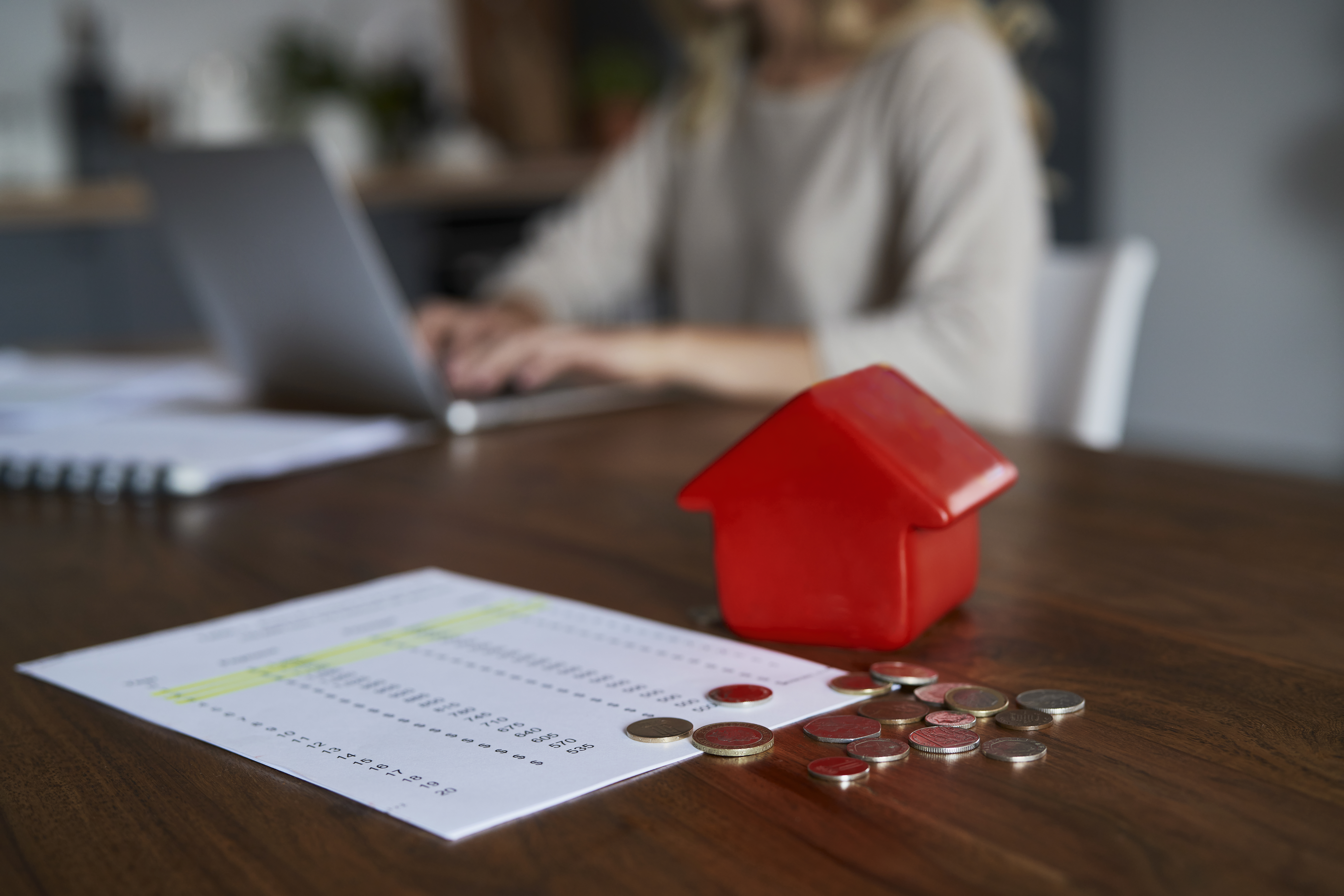 Want a Low Down Payment Mortgage in 2025? Here’s Why Going Local Beats Big Lenders