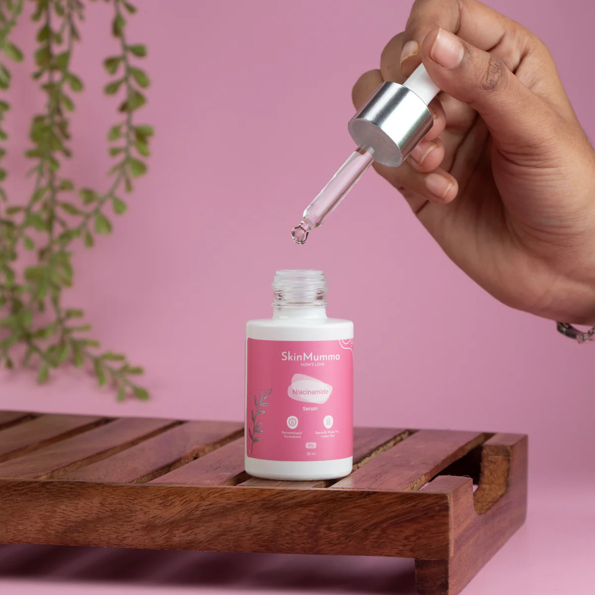 Discover the Best Niacinamide Serum for Oily & Sensitive Skin in India