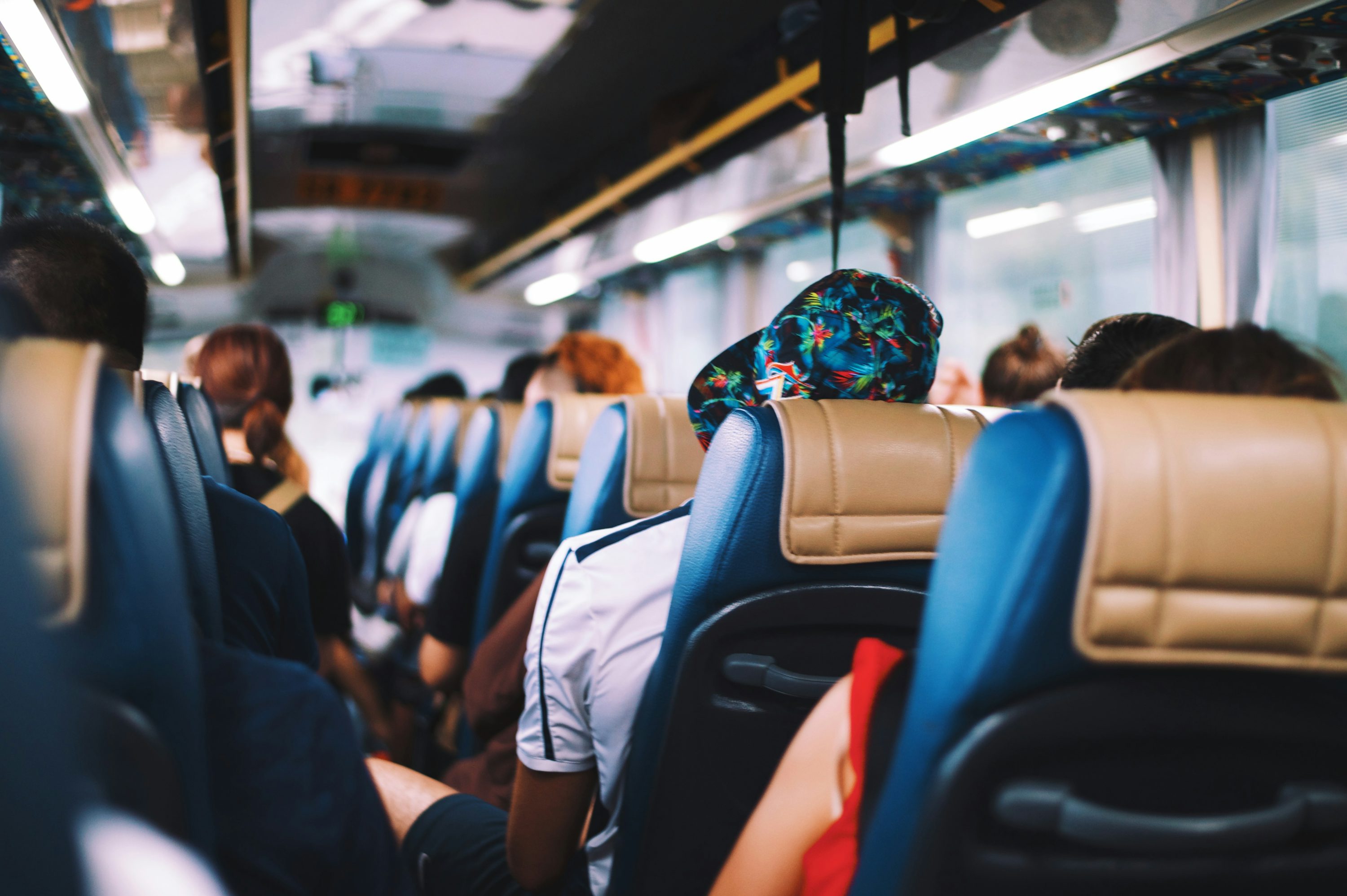 Stress-Free Travel: Bus from Calgary Airport to Banff Made Easy