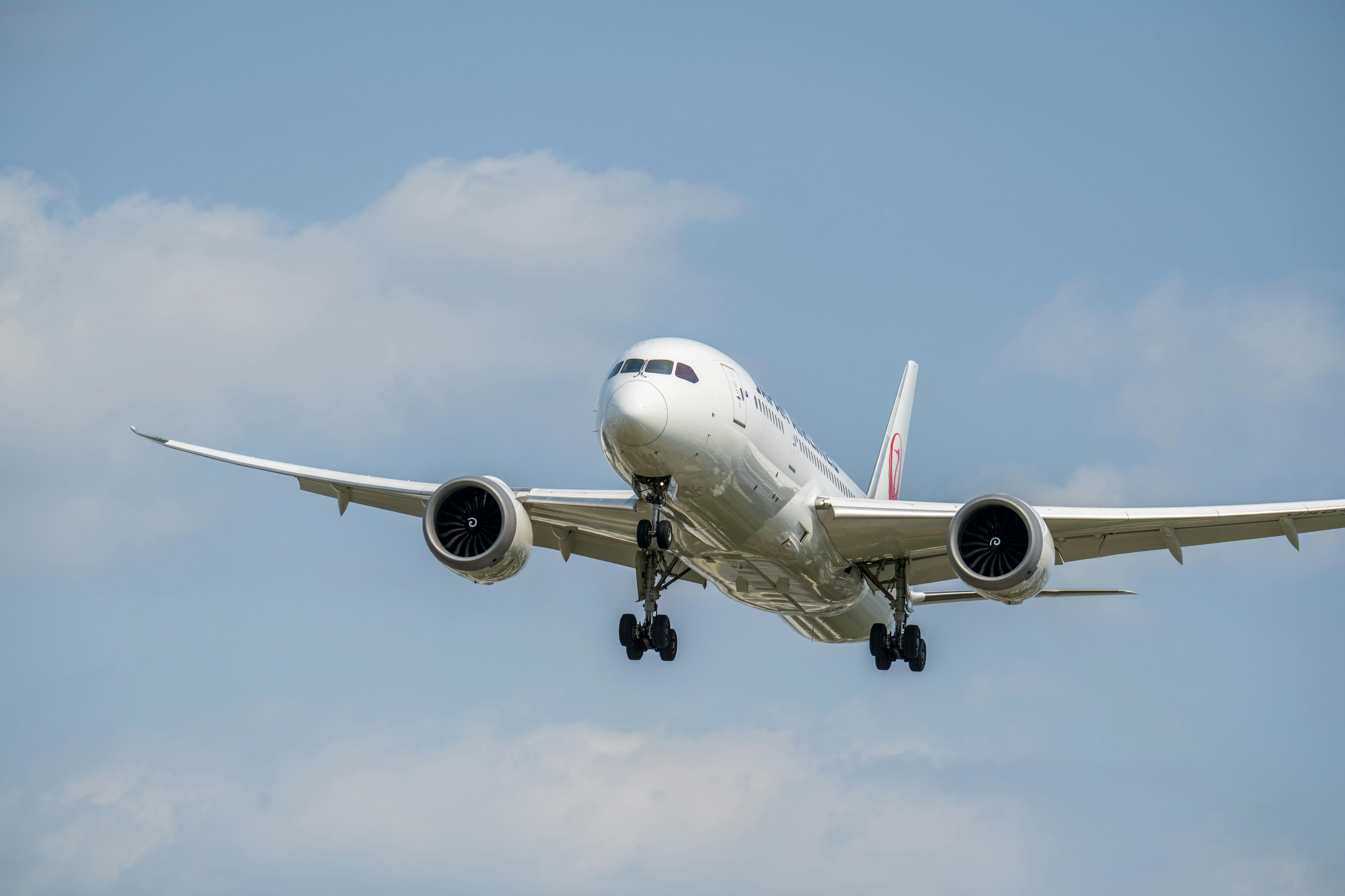 Emirate Airlines Ho Chi Minh Office +1–888–839–0502