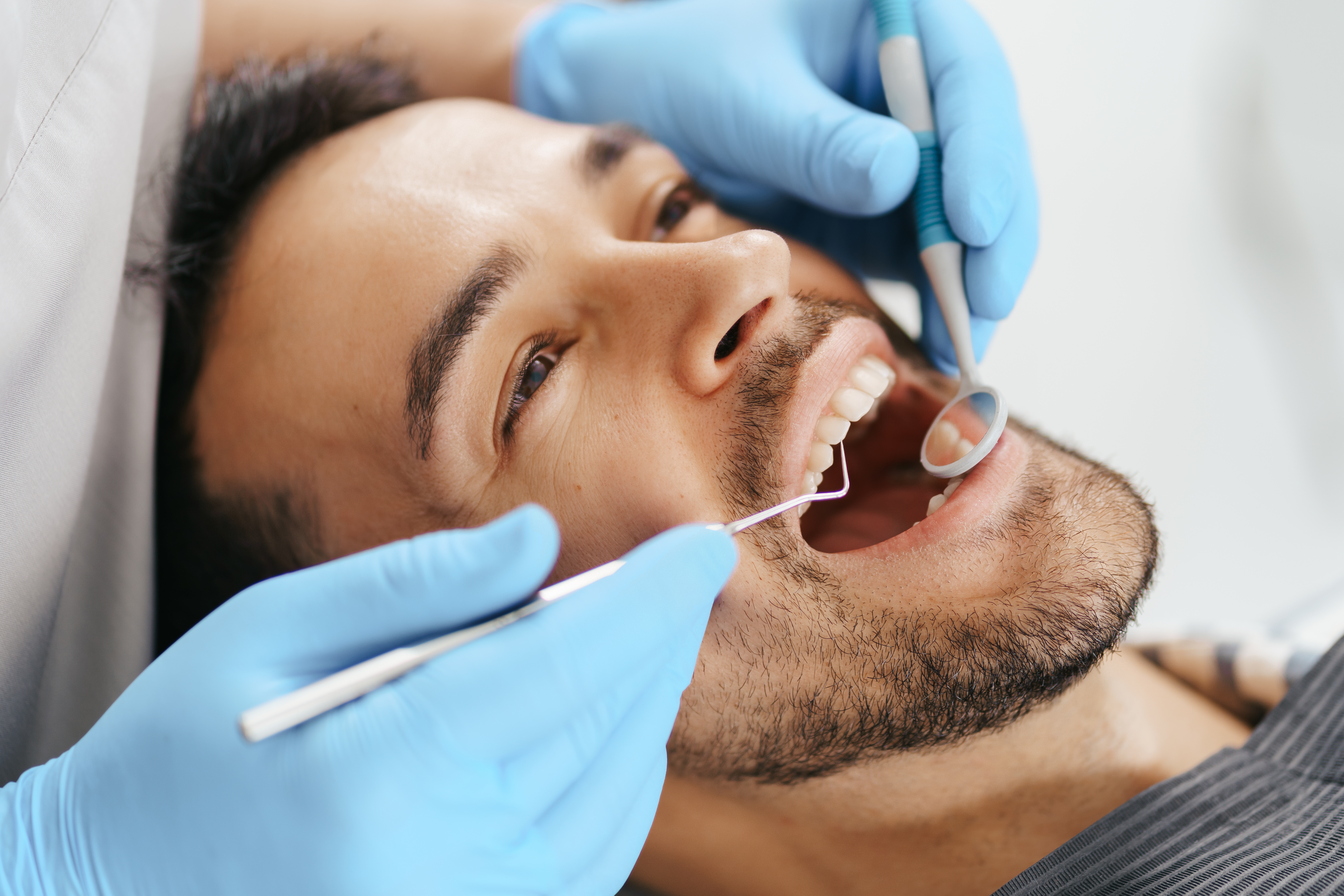 What You Should Know About Denture Implants and Restorative Dentistry
