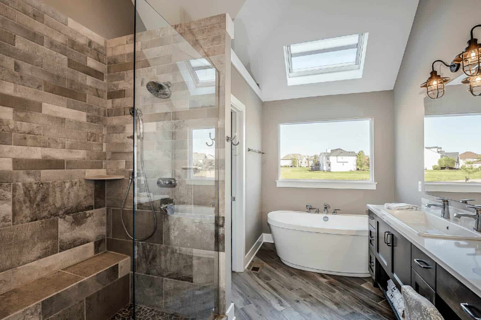 Choosing the Perfect Bathtub for Your Bathroom Upgrade in Malaysia