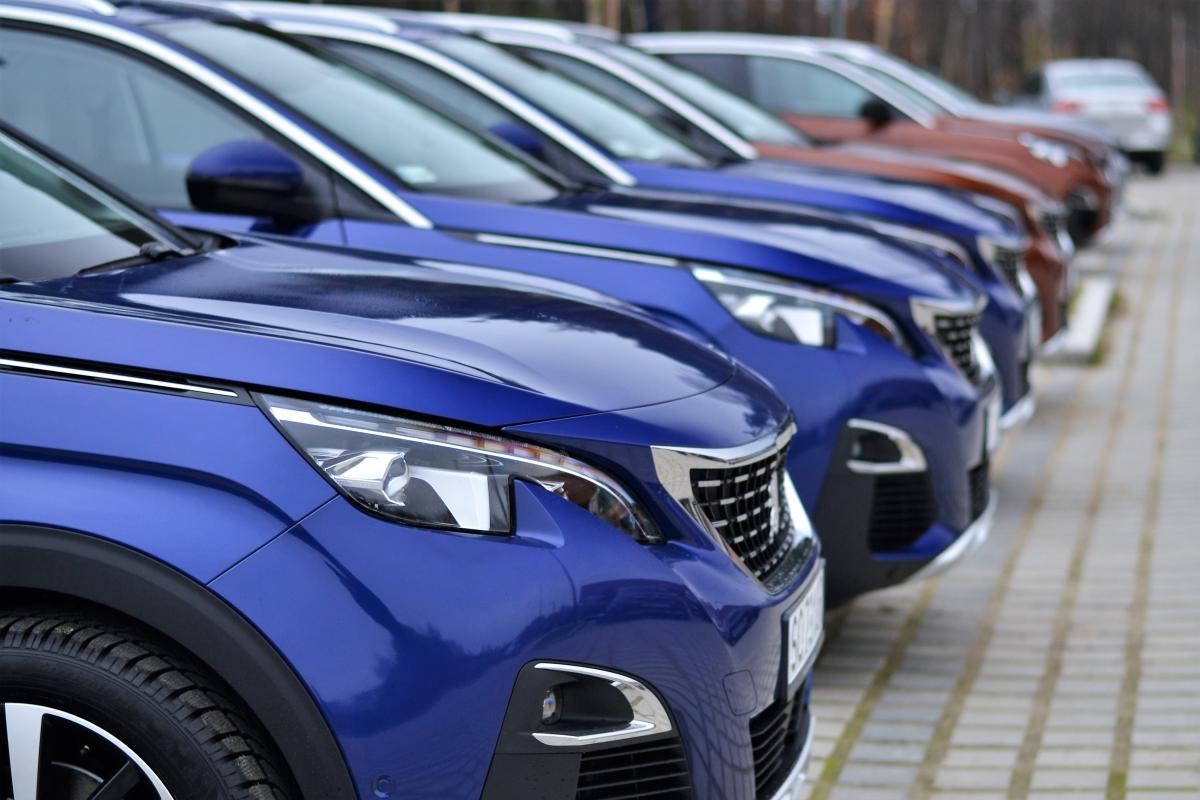 Rent a Car Dubai: Tips for First-Time Visitors