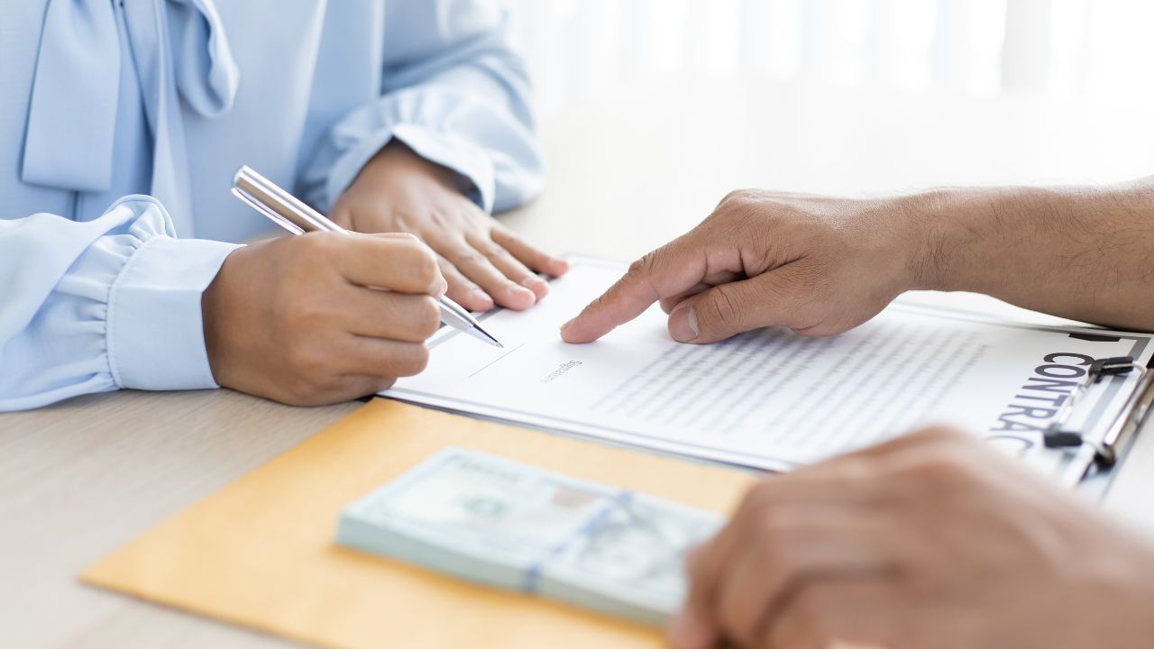 When and Why to Choose a Personal Loan Balance Transfer Online