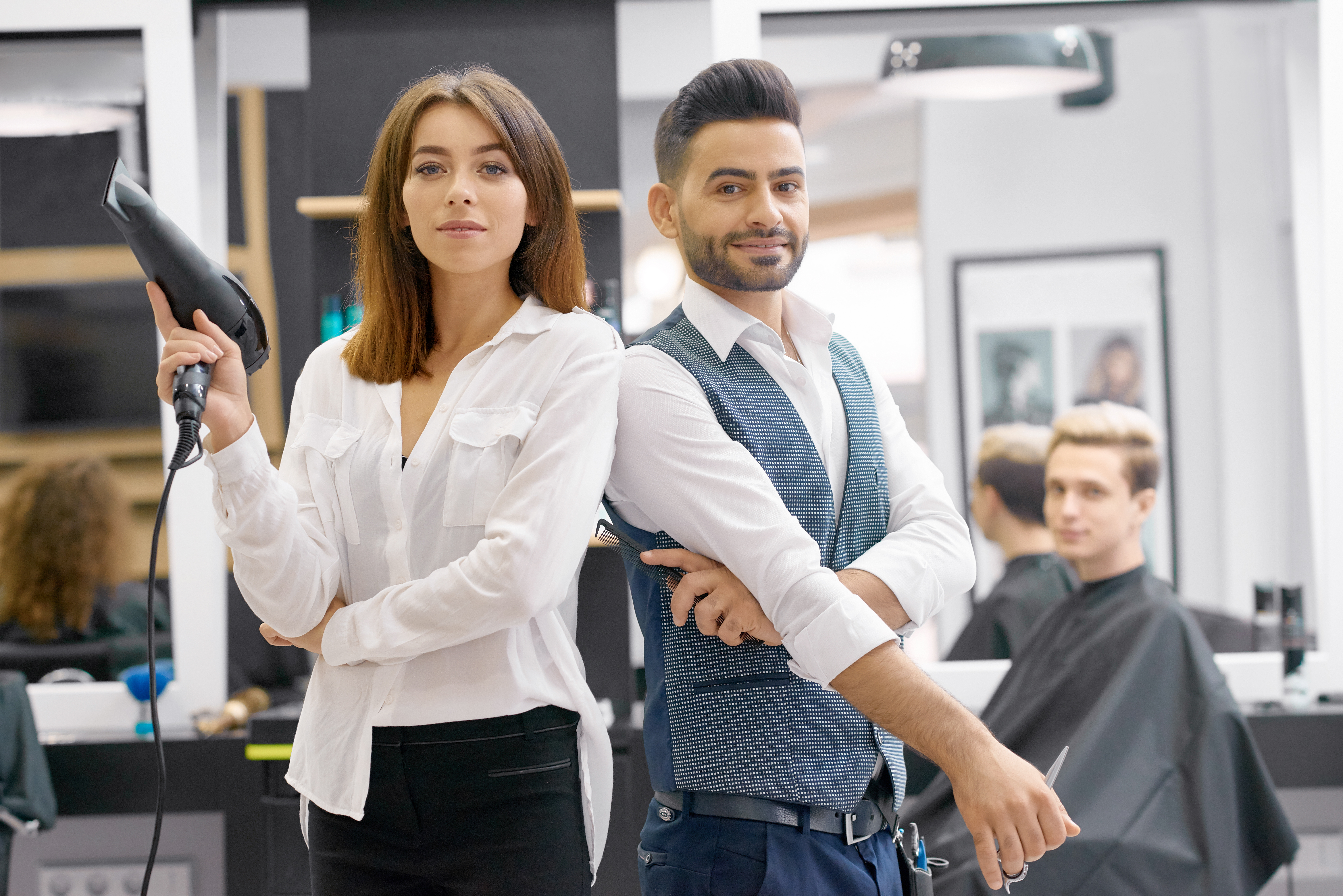 The Ultimate Guide to Finding the Perfect Salon Experience in Canada