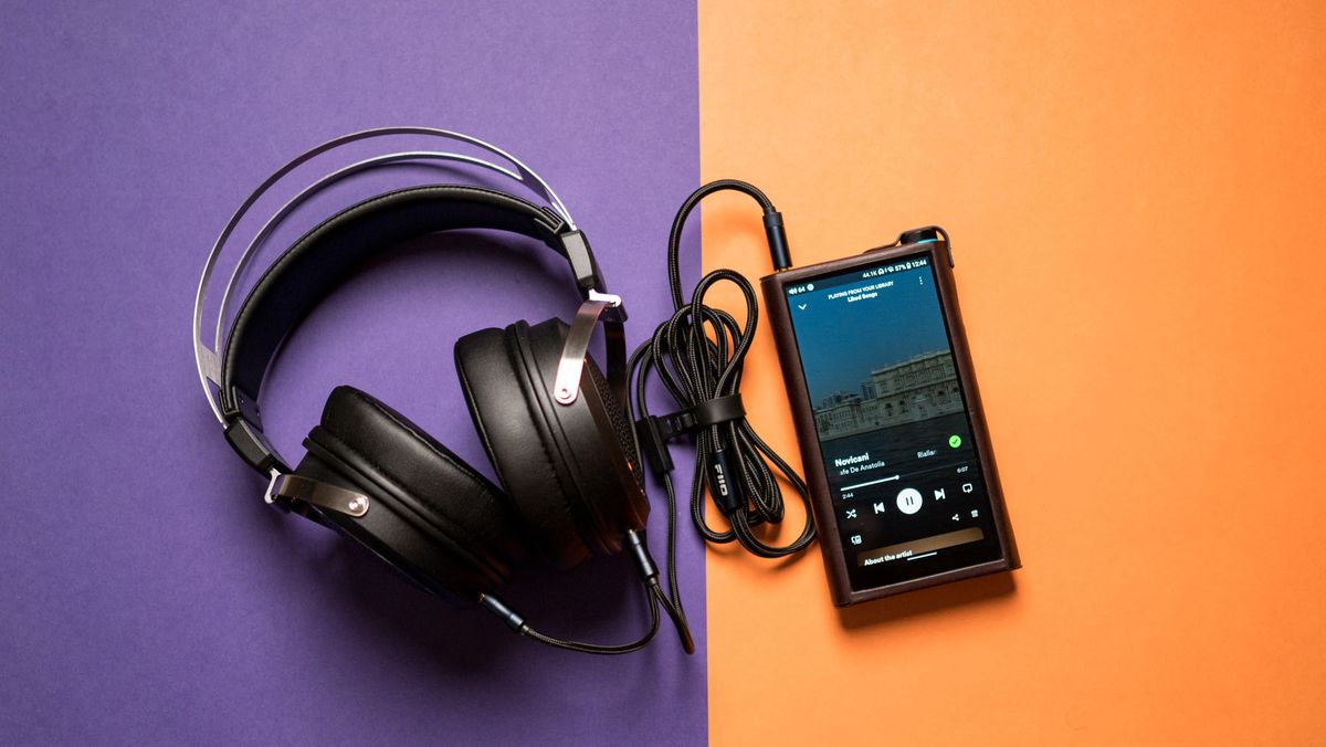 Exploring the Role of Bose Corporation in the Israel Mobile Phone Accessories Market
