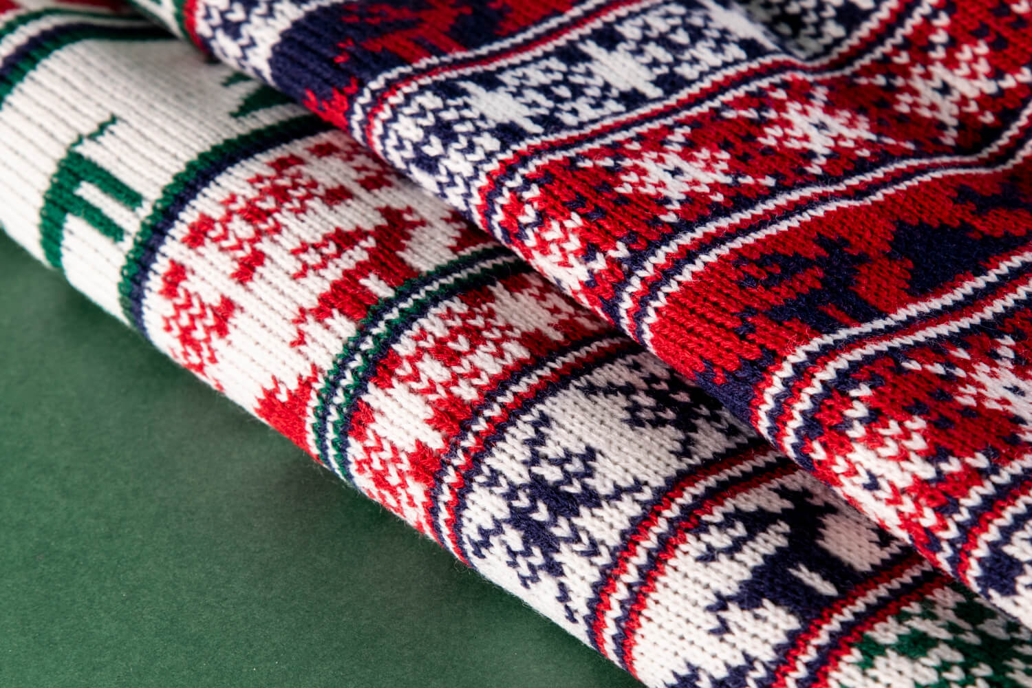 Inside the World of Handmade Rugs Manufacturers in India