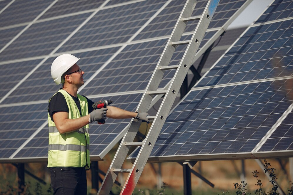 A Beginner’s Guide to Residential Solar Power: Save Energy, Save Money