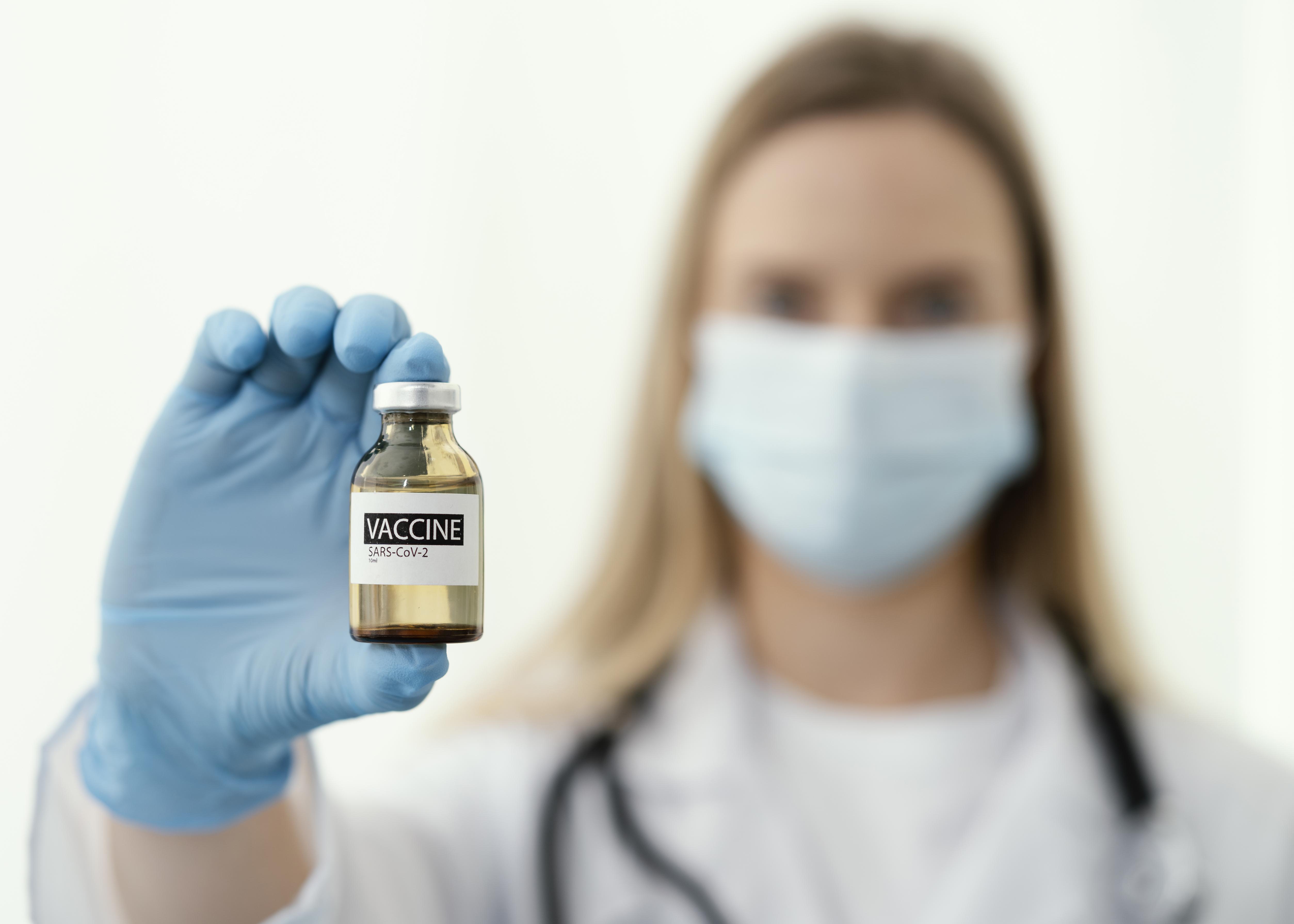 Top Uses for Bacteriostatic Water 10ml in Laboratory Settings