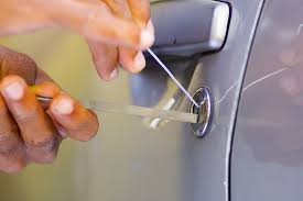 How a Locksmith Can Replace Your Lost or Broken Car Key