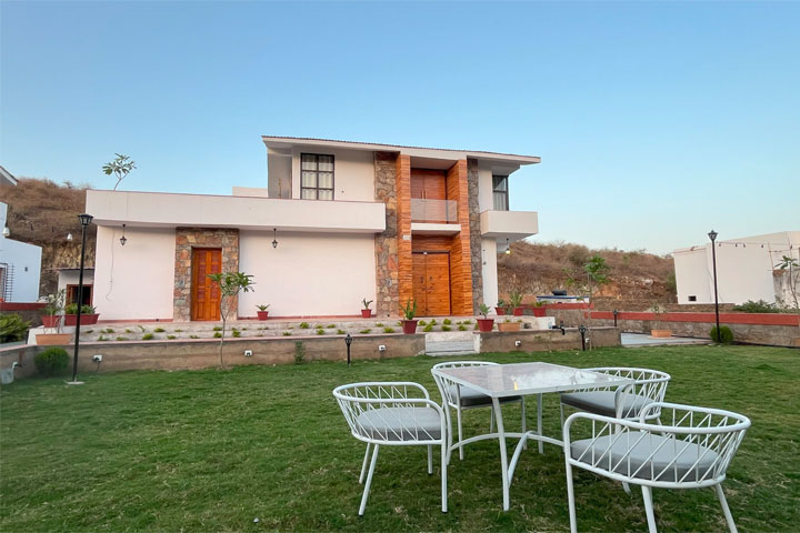 Top Reasons to Book a Private Villa in Udaipur