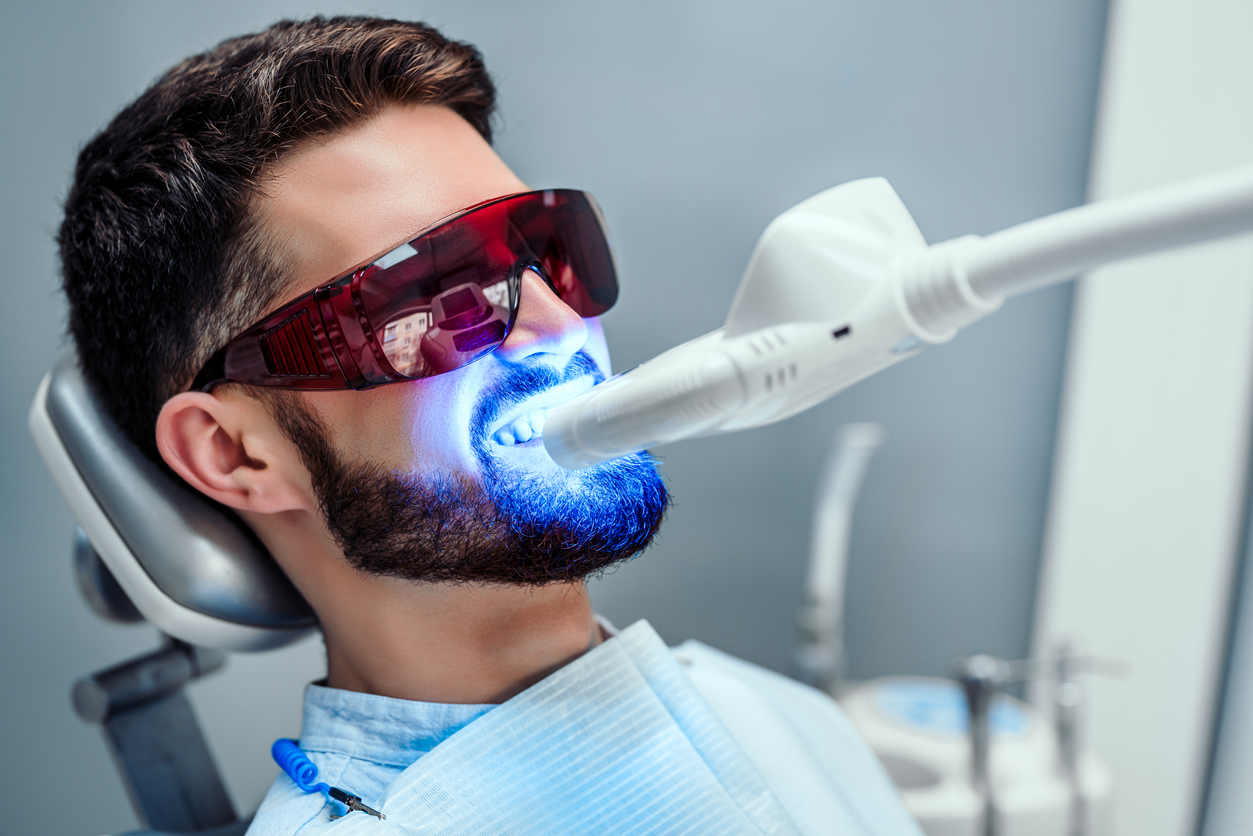 How Zoom Whitening Works: Science Behind the Smile