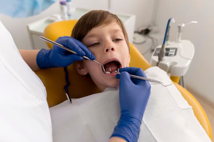 Early Orthodontic Screening at Private Paediatric Clinics