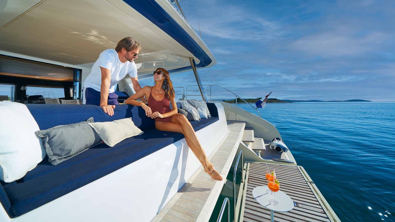 Romantic Yacht Honeymoons in Dubai: The Ultimate Private Getaway Experience