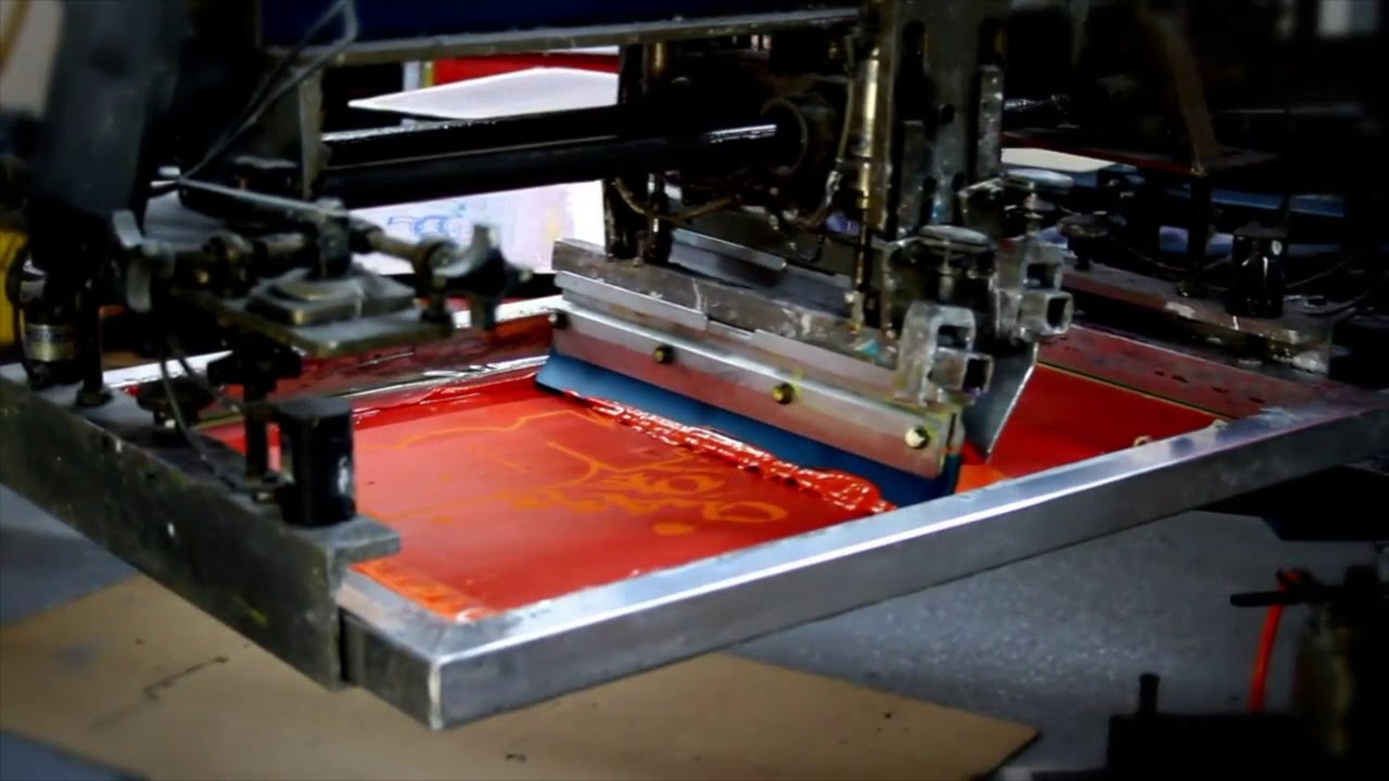 DTG vs Screen Printing: Which Printing Method Is Best?
