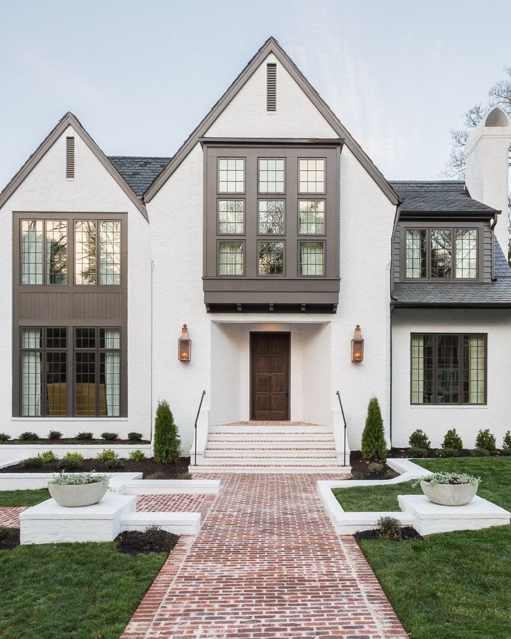 What is a Tudor House? Unveiling Its Timeless Charm