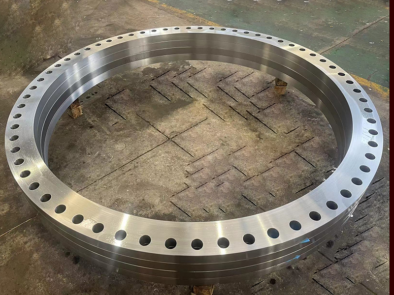 Understanding AWWA Flanges Classes: B, D, E, & F Explained