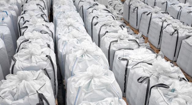 Garden Waste Bags Make The Garden Neat and Good-Looking With The Garden Waste Bags