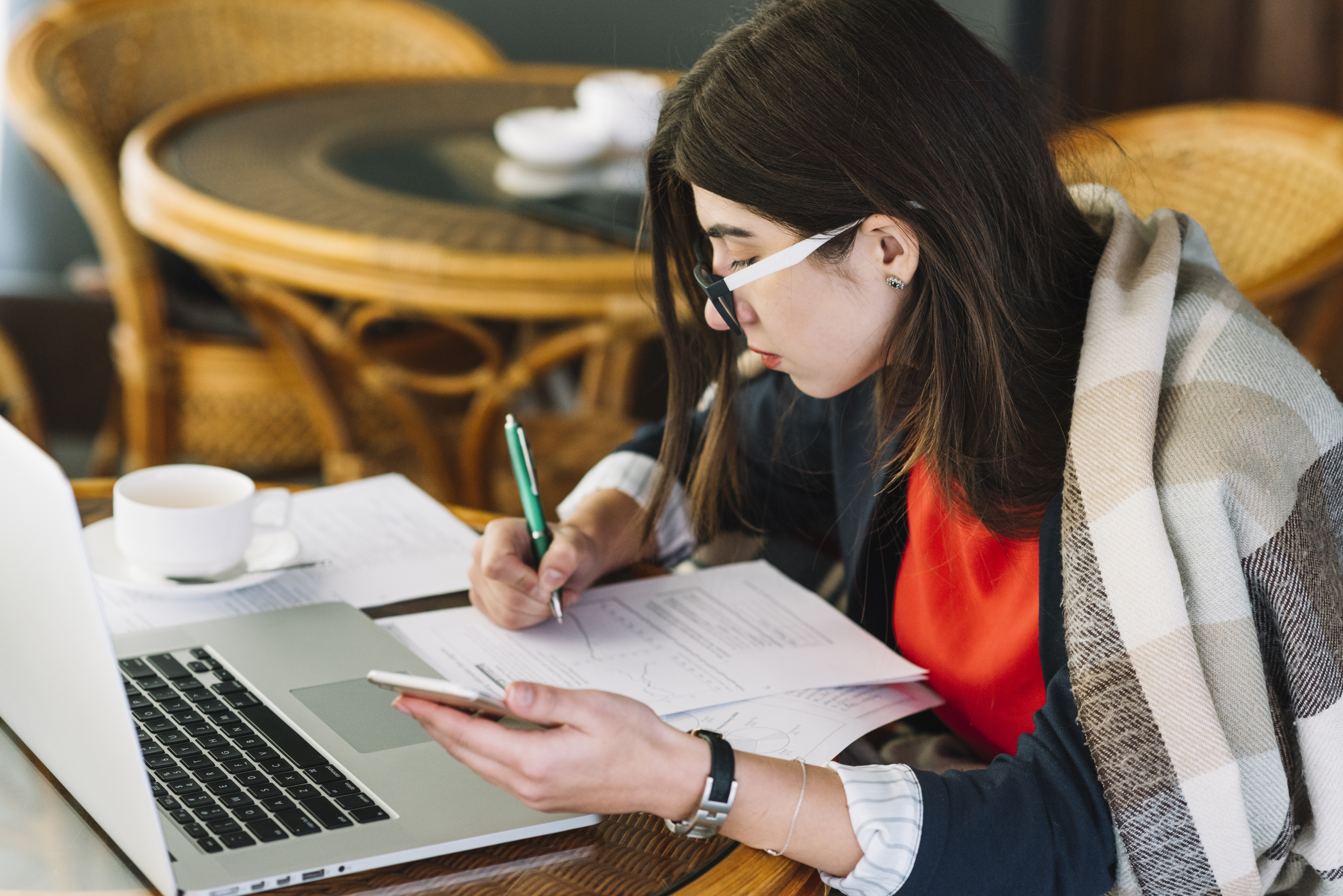 How Can Writing an Assignment Help Students Build a Solid Career?