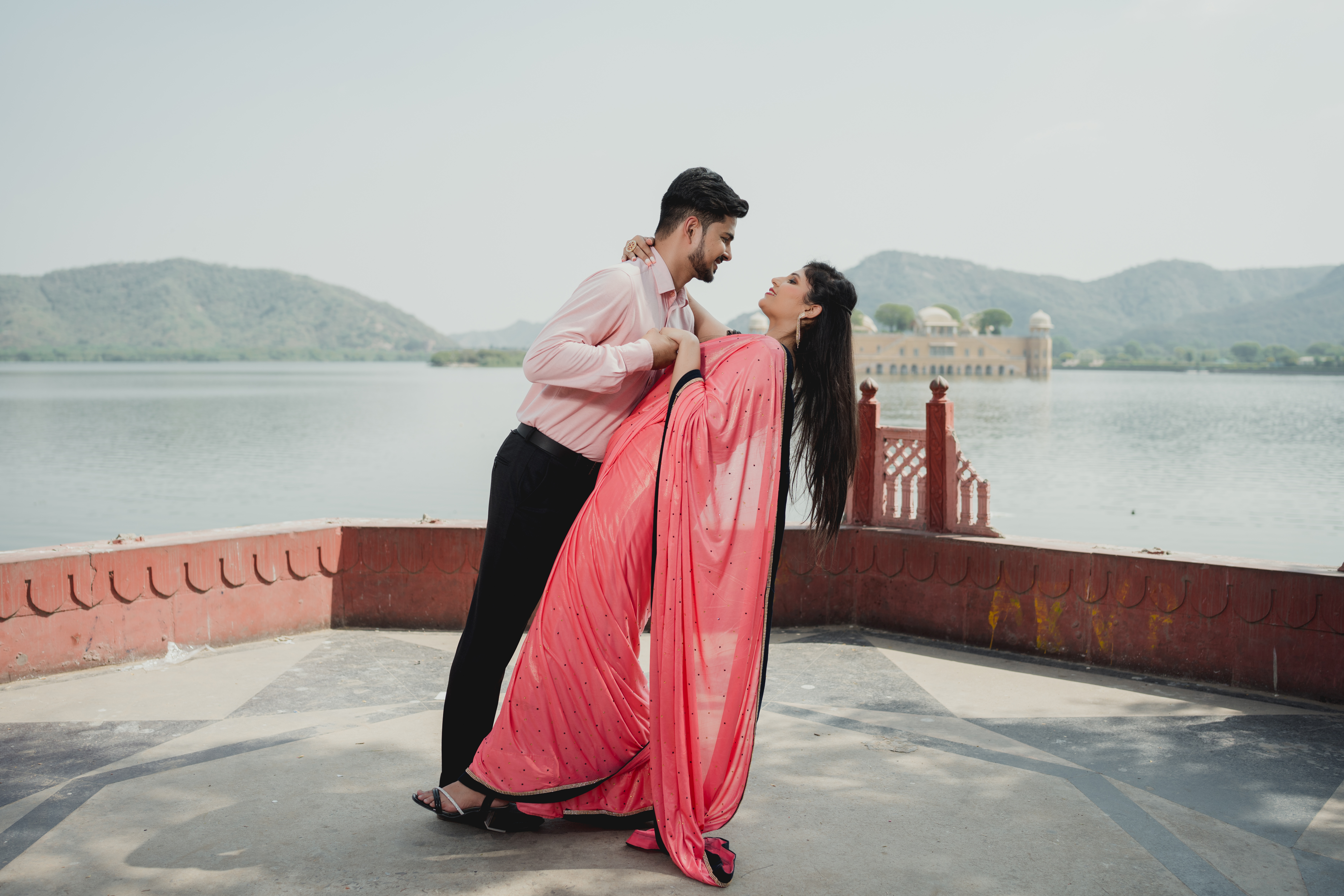 Pre Wedding Shoot in Jaipur – Royal Romance in the Pink City