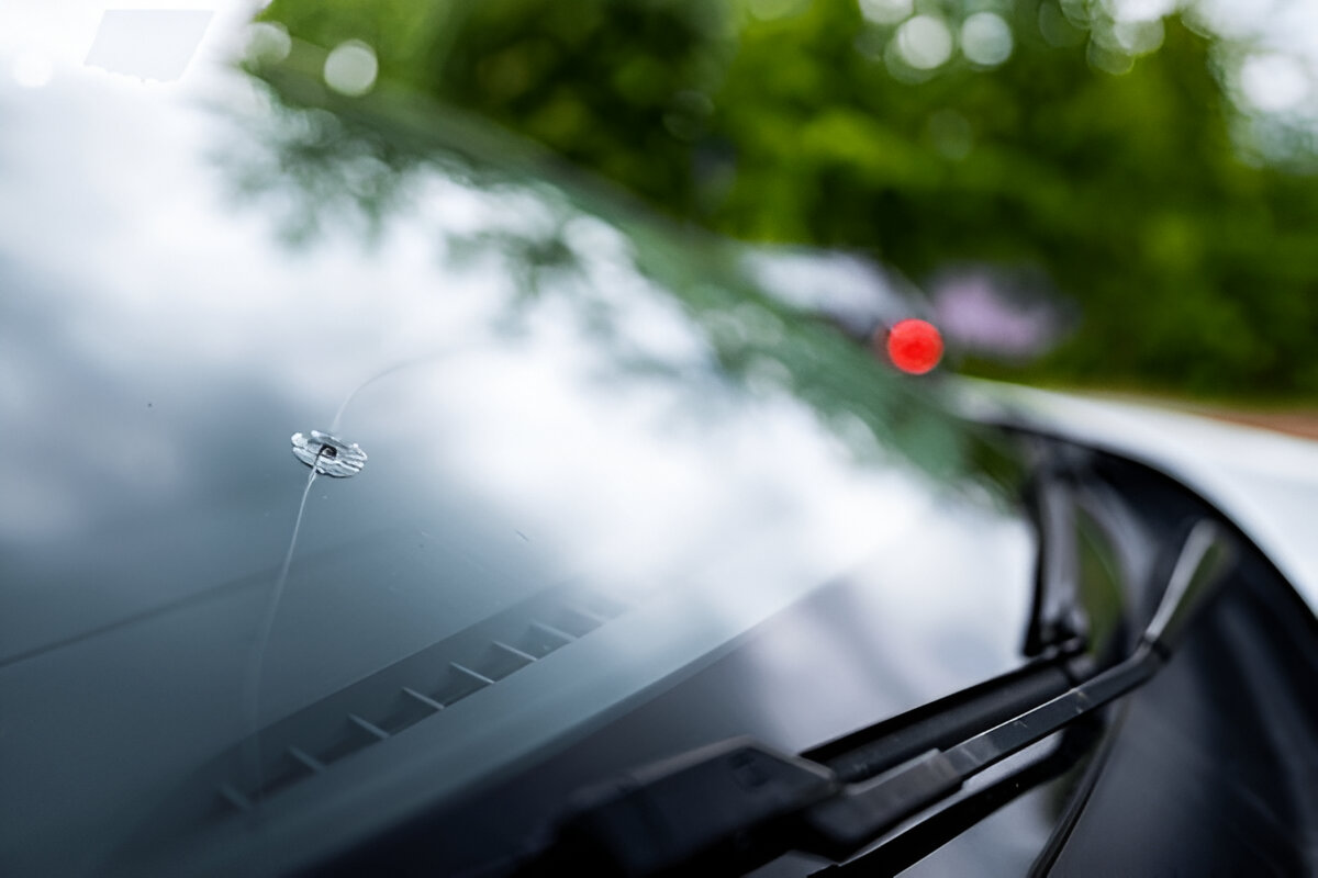 Windshield Repair vs. Replacement – What New Jersey Drivers Need to Know