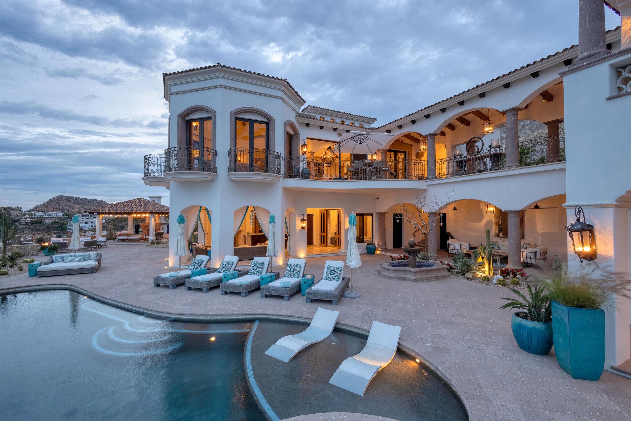 Virtual Tours of the Latest Chileno Bay Residences for Sale