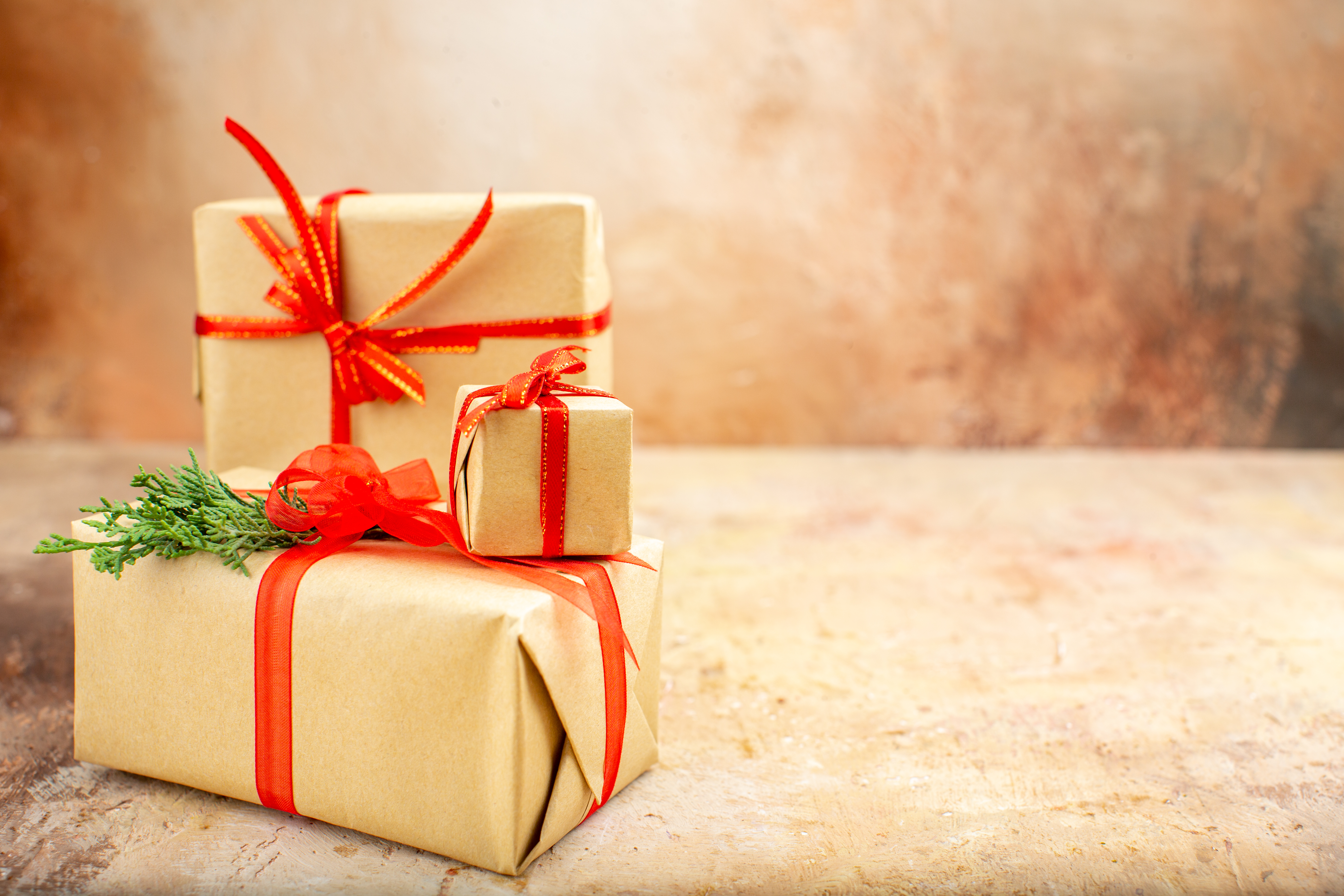 Handpicked Gift Boxes for Women: A Sophisticated Way to Show You Care