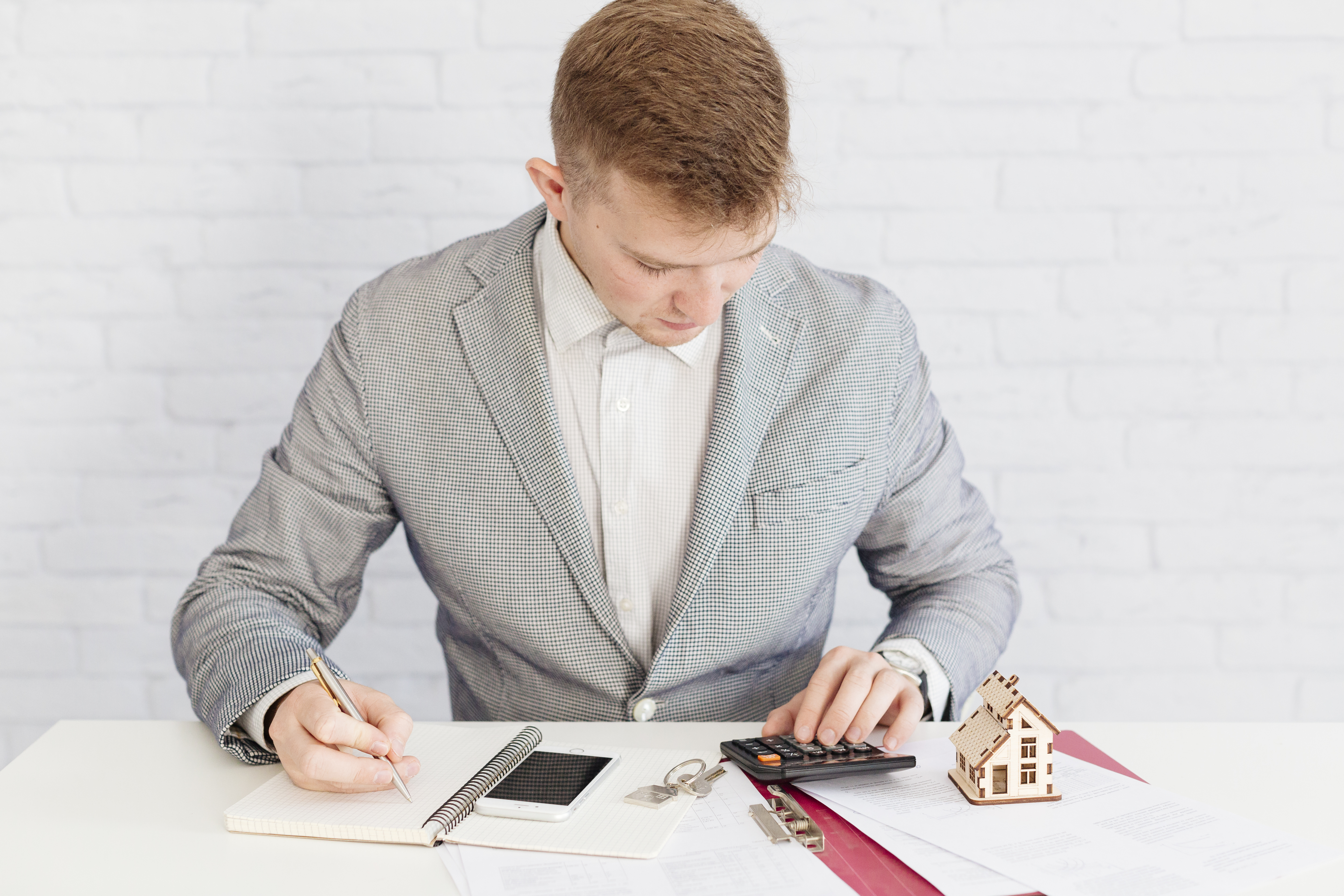 Don’t Settle for Less: Public Adjuster Services in Charlotte NC Explained