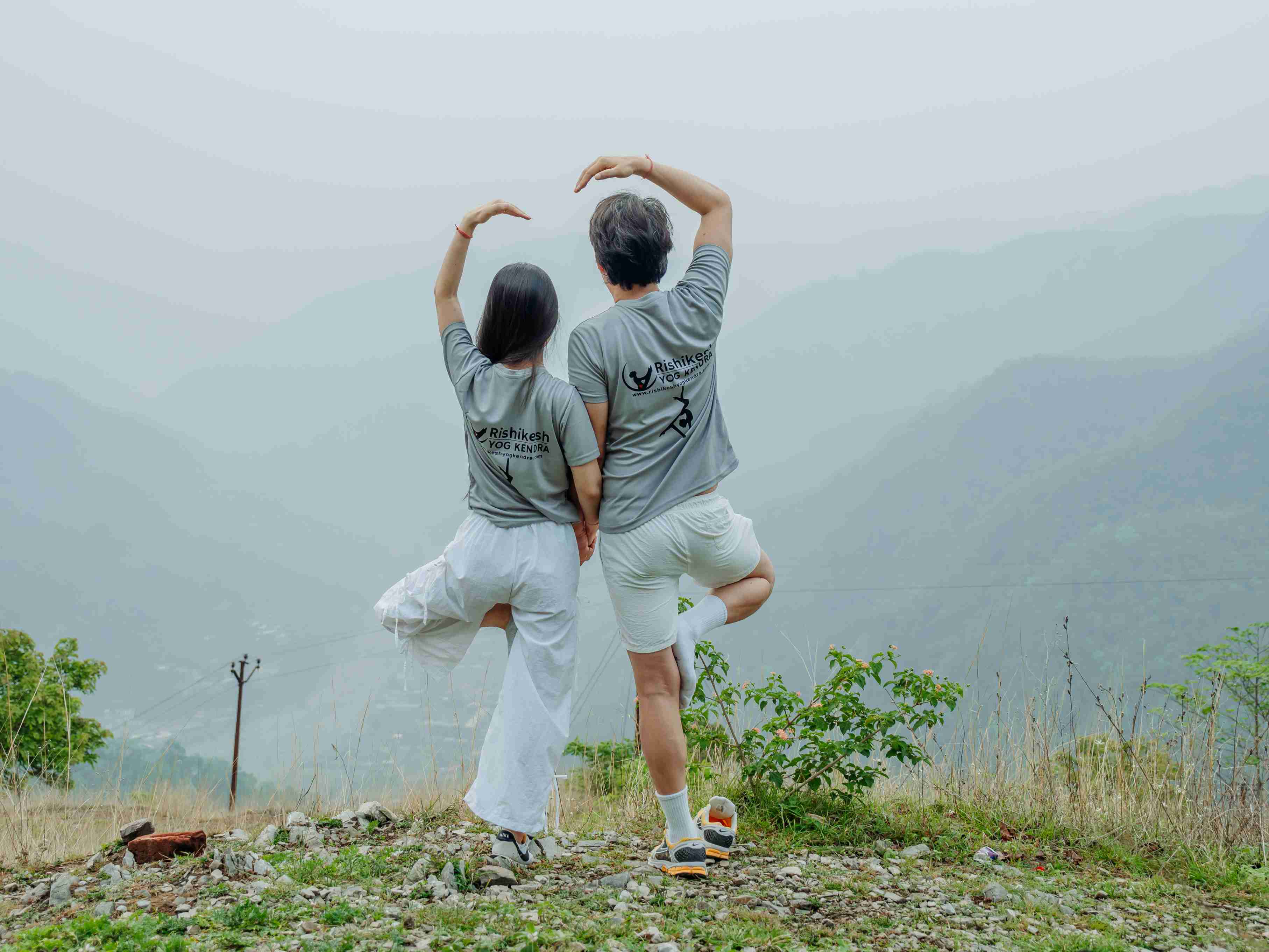 200 hour yoga teacher training in Rishikesh for beginners