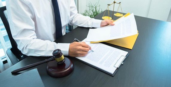 The Role of a Newport Personal Injury Attorney in Your Case