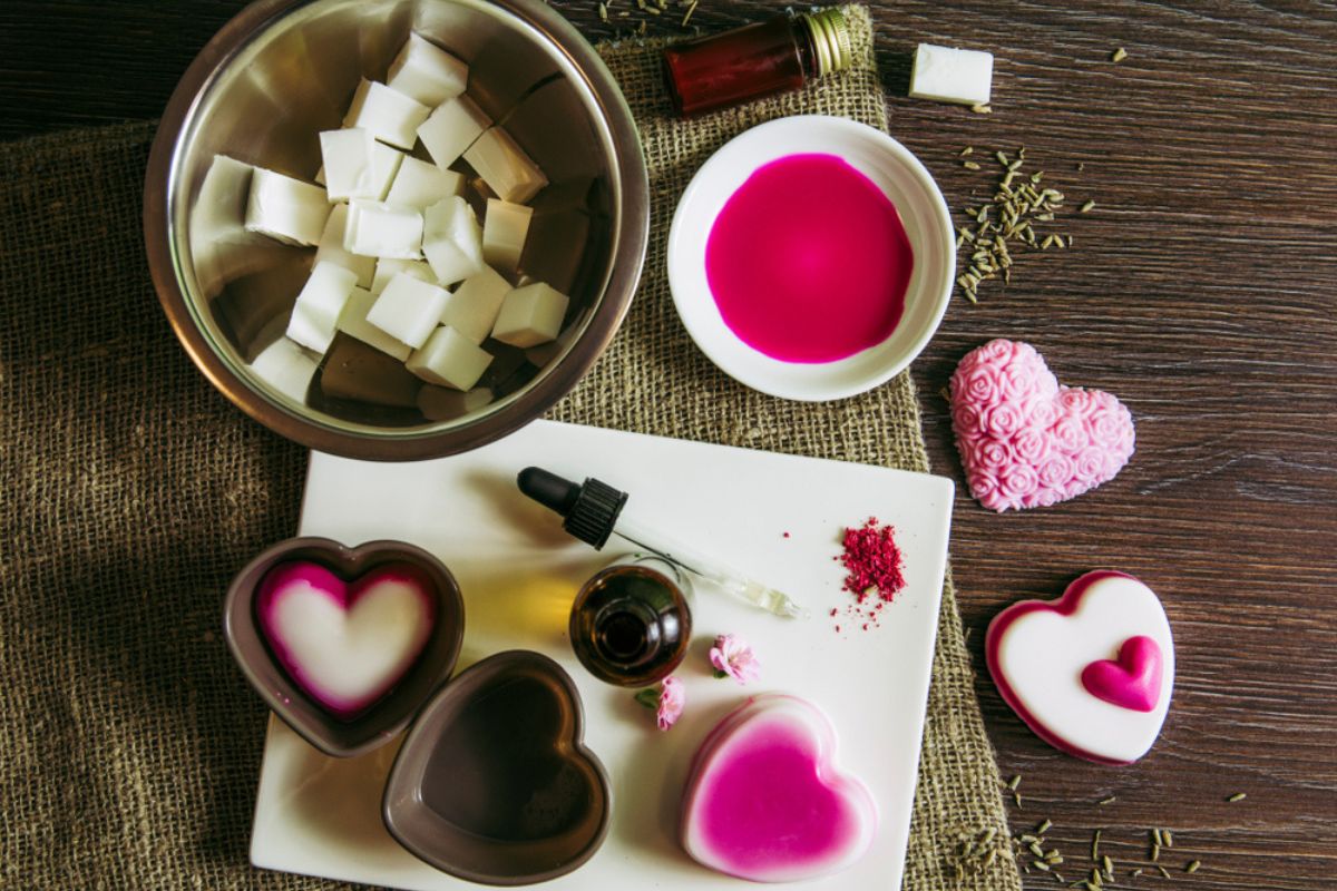 Soap Making Kits: The Easiest Way to Start Your DIY Soap Journey