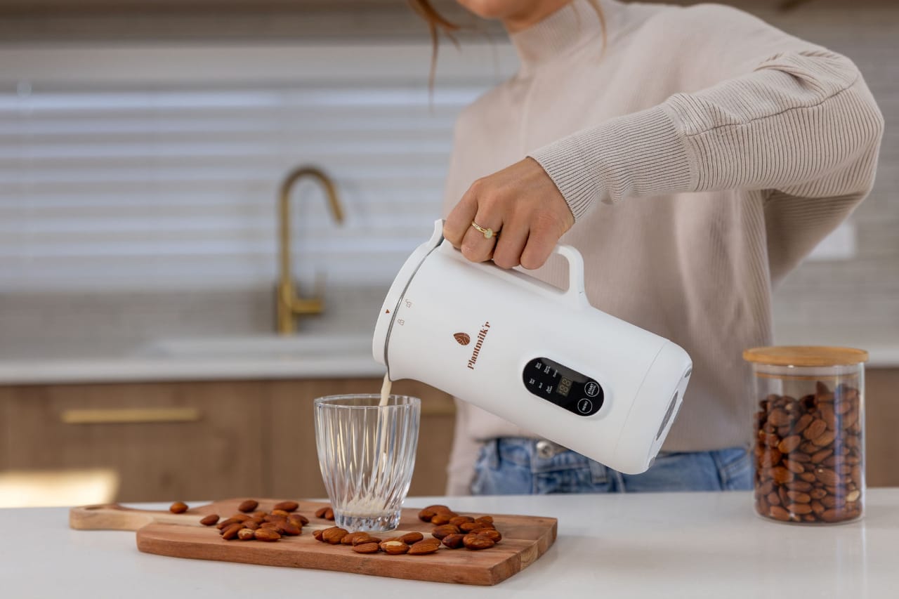 The Rise of Plant-Based Alternatives and the Role of a Soy Milk Maker