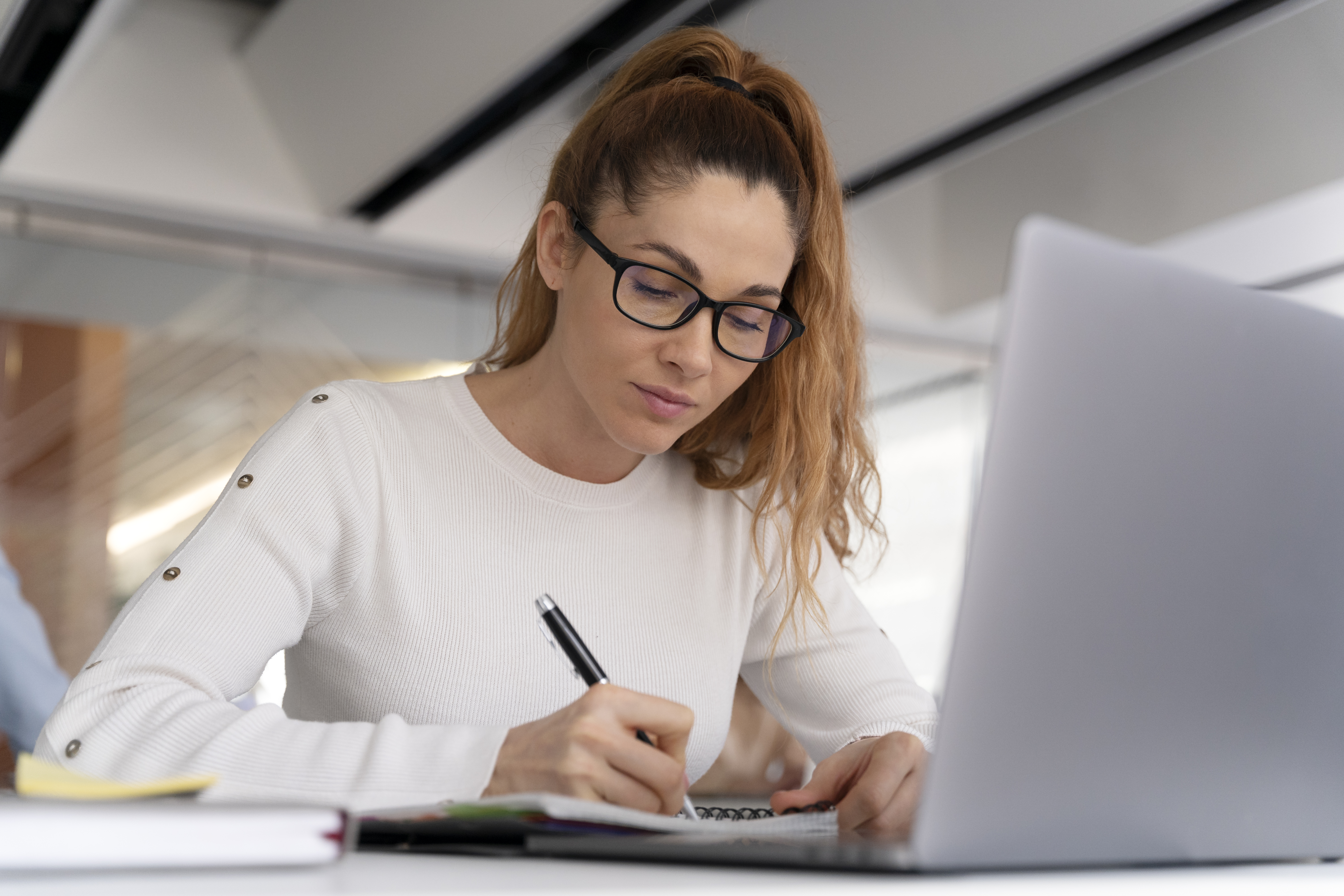 Why Do Students Seek Assignment Help from Peers First Instead of Teachers?