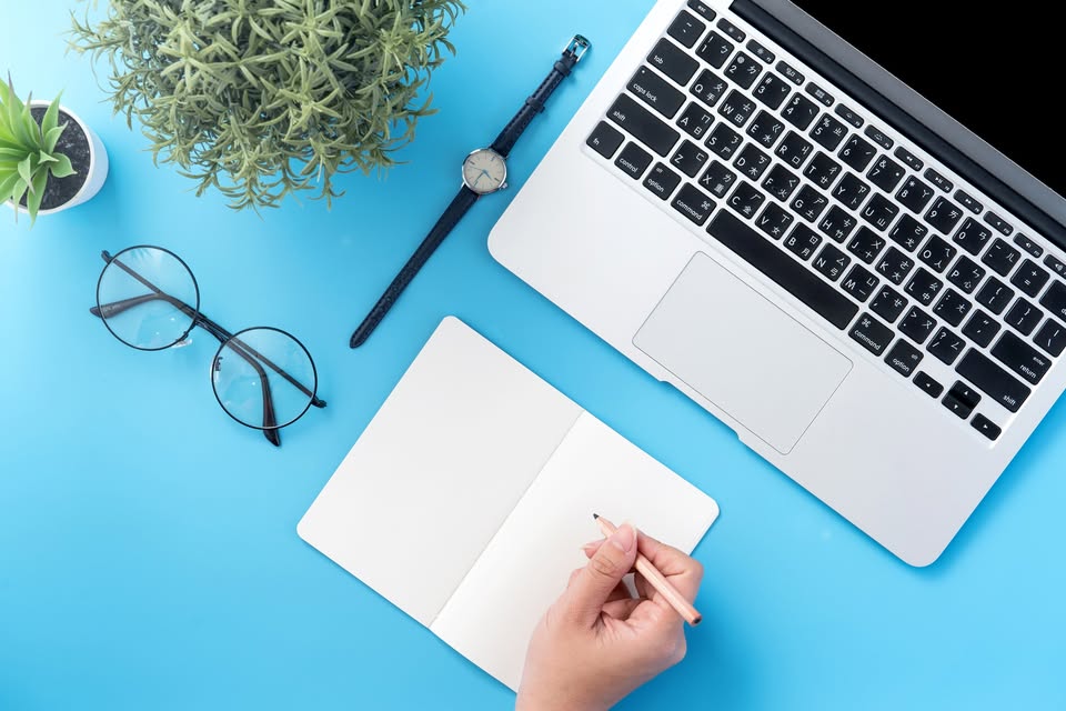 Top Benefits of Outsourcing Content Writing to an Agency