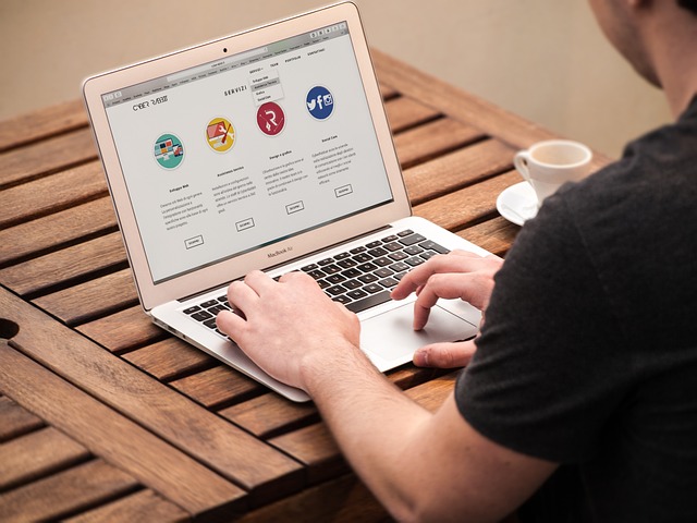 Cracking the Invisible Wall: How Modern Websites Detect Scraping Without You Noticing