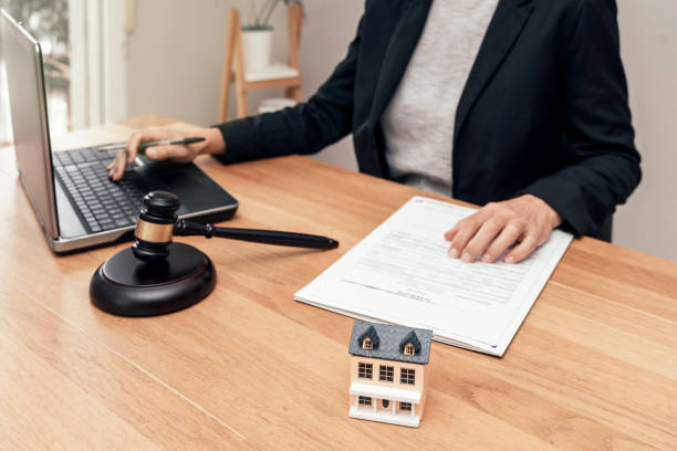 How a Skilled Business Litigation Attorney Can Save a Deteriorating Partnership