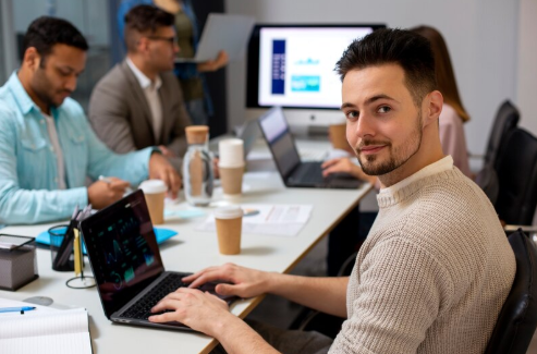 How to Choose the Right IT Software Development Company in Dubai