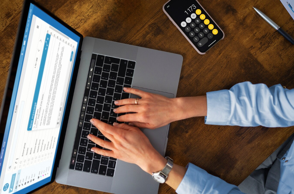 Best Online Bookkeeping Services of 2025: Top Picks for Small Businesses & Freelancers