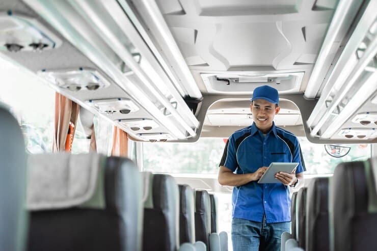 Corporate Coach Hire in Birmingham for Professional Travel
