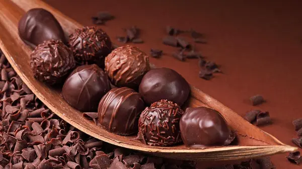 Saudi Arabia Chocolate Market Report: Size, Demand & Forecast 2025-2033