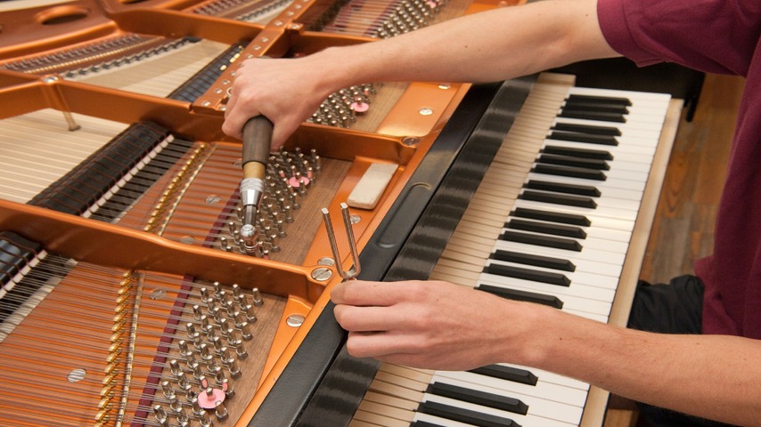 “Unlock the Magic of Your Piano – Expert Care, Tuning & Moving in San Antonio!”
