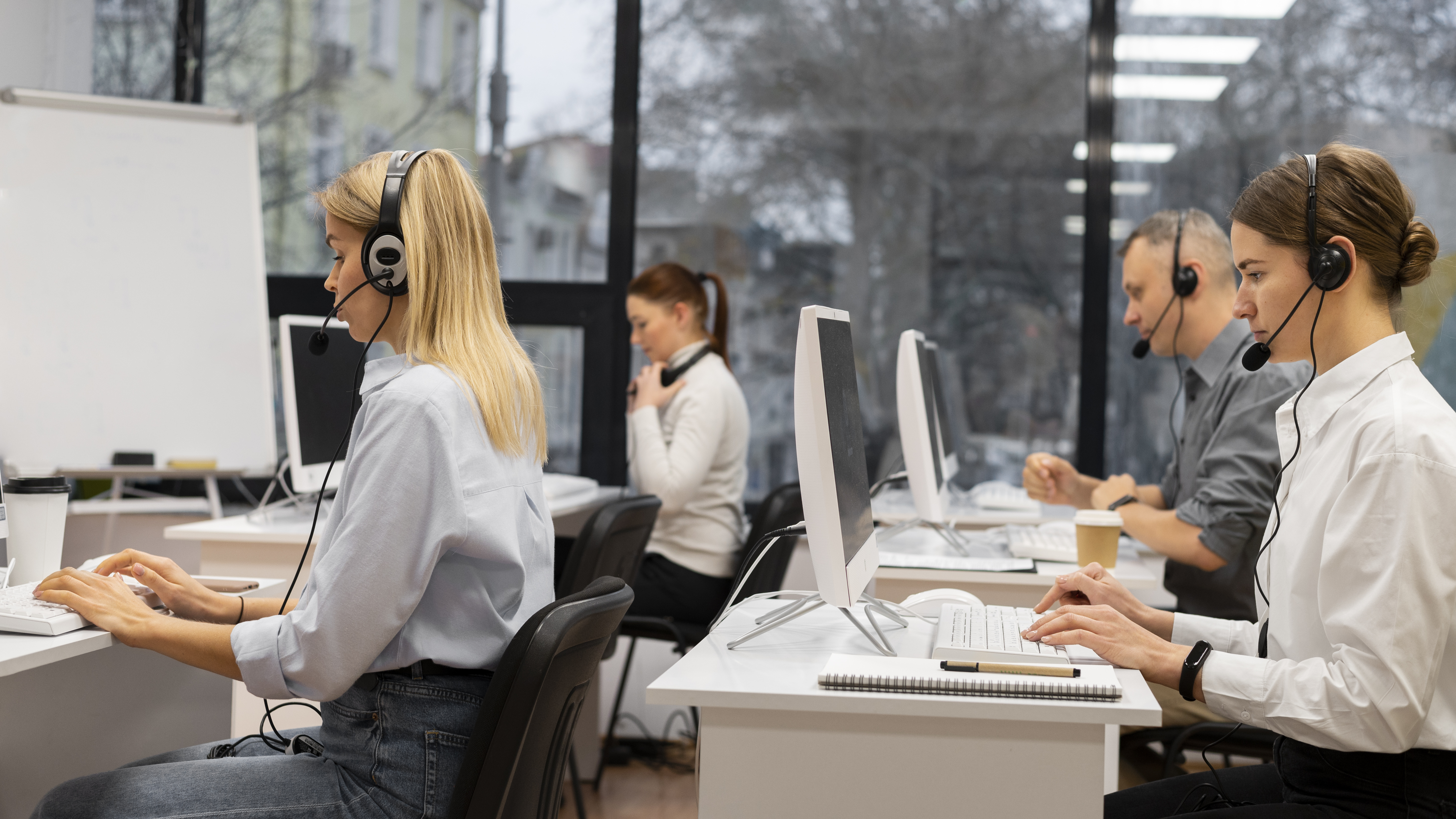 How Real Estate Call Center Software Boosts Lead Conversion for Agents
