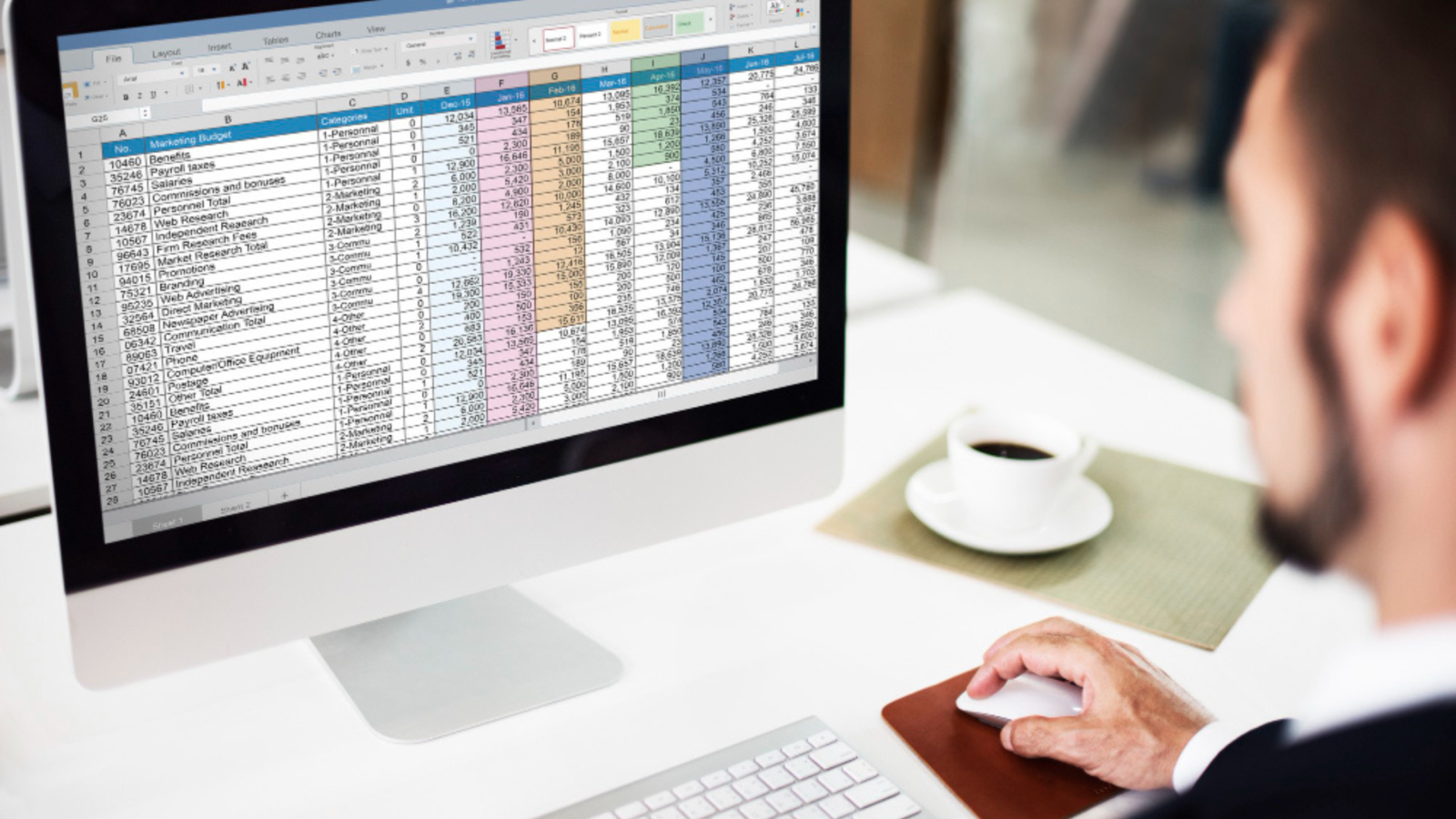 Enhancing Interactivity in Tableau Dashboards with Dynamic Parameters