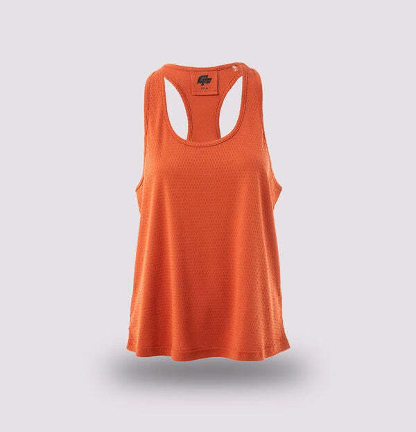 Best Women’s Sleeveless Tee Shirts With Style, Fit & Tips