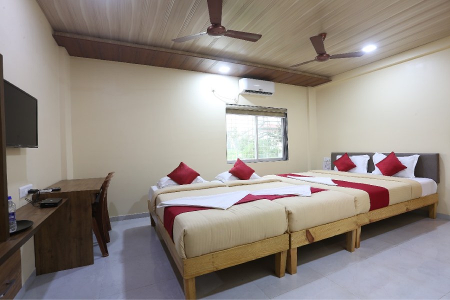 Alibaug for Couples: A Romantic Getaway with Scenic Stays, Coastal Charm, and Authentic Konkani Delights