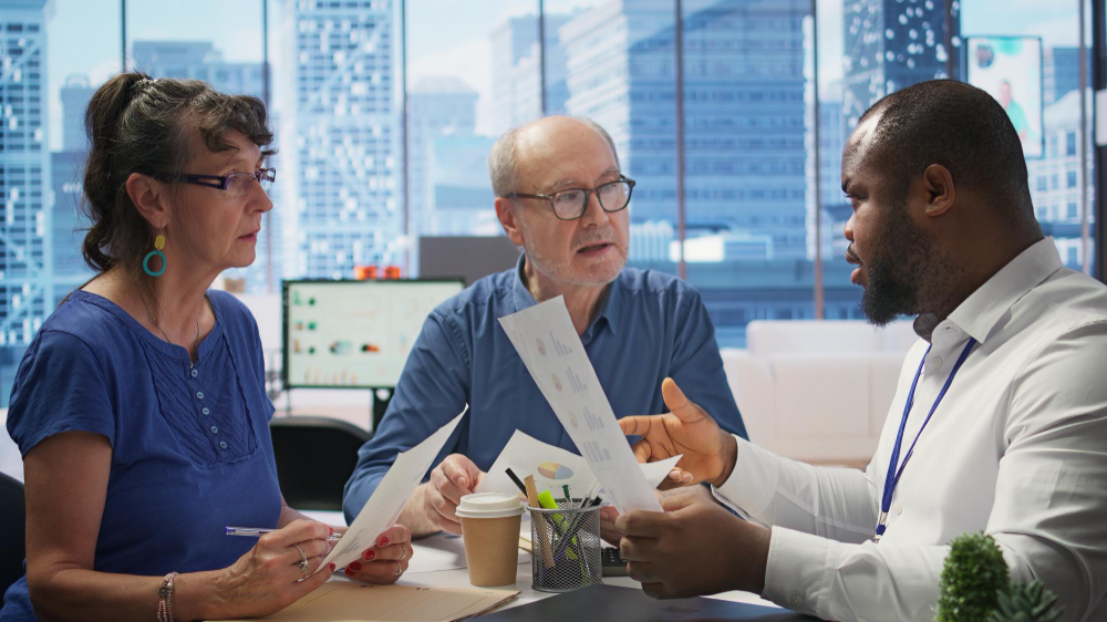 How to Become a Trusted Insurance Advisor in Your Community