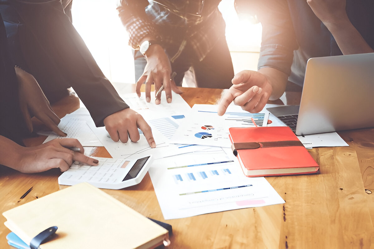 Why Is Monthly Bookkeeping Essential for Freelancers & Solopreneurs?